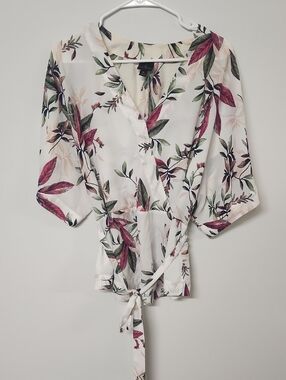 Worthington Floral V-Neck Top with Green Leaves and Berry Accents